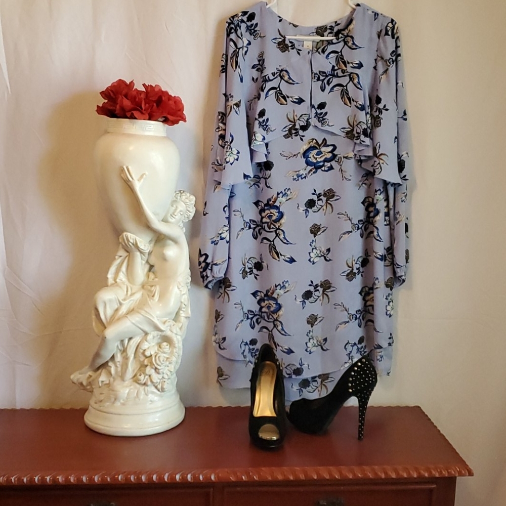 White House/Black Market